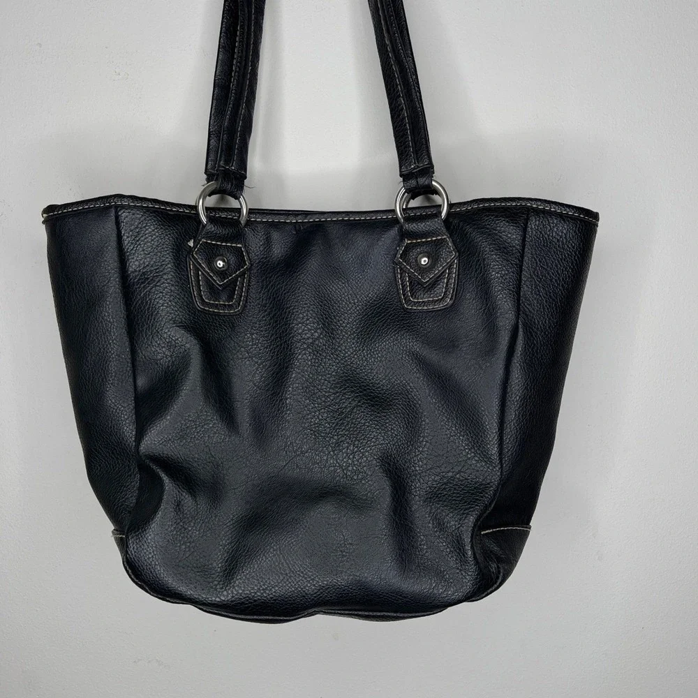 N/A black faux